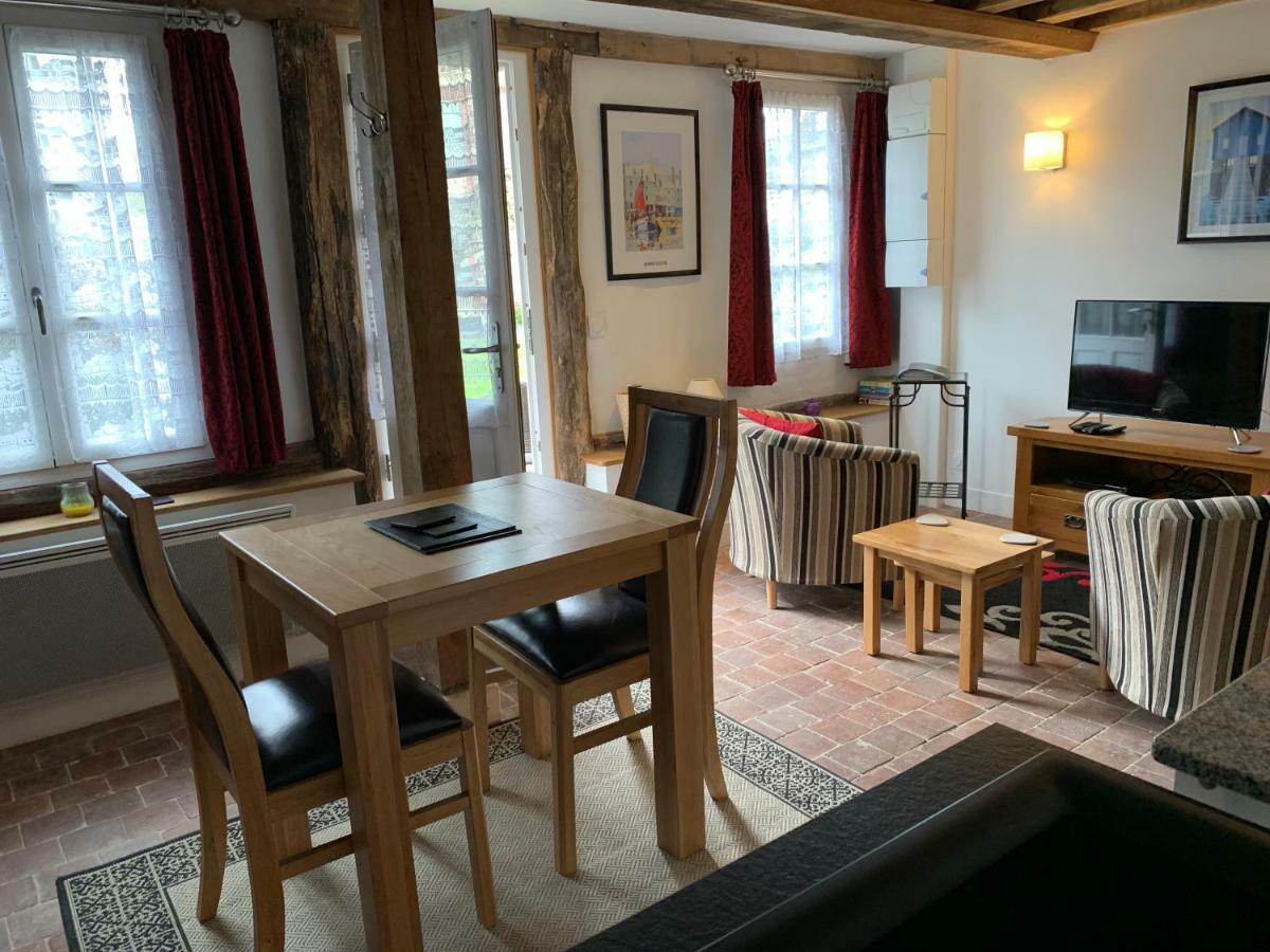 Apple & Cherry Tree Cottages Honfleur Kültér fotó